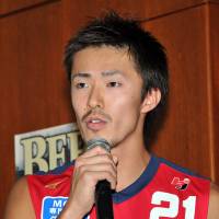 Bull rush: Forward Hayato Kantake is hoping to make an impact in the Iwate Big Bulls\' debut bj-league season. | YOSHIAKI MIURA