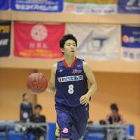 Tough as nails: Rizing Fukuoka guard Akitomo Takeno, who has to battle with bigger players every game, says his trademark on the court is aggressiveness. | Y.SASAKI/RIZING FUKUOKA/BJ-LEAGUE