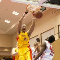 Show of force: Sendai 89ers center Rashaad Singleton completes a slam dunk against the visiting Hamamatsu Higashimikawa Phoenix on Saturday. The 89ers defeated the Phoenix 66-64. | DOMINIKA FITZGERALD