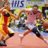 Time for some action: Shinshu guard Takanori Goya (1) and the rest of the bj-league will use September to make adjustments before the start of the season on Oct. 6. | DOMINIKA FITZGERALD