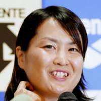 It\'s official: Swimmer Ai Shibata announces her retirement during a news conference on Thursday. The 26-year-old captured the gold medal in the women\'s 800-meter freestyle at the 2004 Athens Games. | KYODO PHOTO