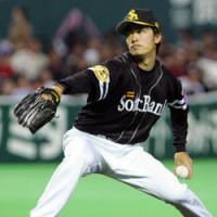 Valuable starter: Hawks southpaw Tsuyoshi Wada was taken off the active roster due to inflammation in his left elbow, while fellow pitcher Kenji Otanari is also injured. In their absence, Fukuoka Softbank skipper Koji Akiyama will rely on Toshiya Sugiuchi and Dennis Houlton to shoulder the load in the rotation. | AP PHOTO