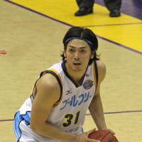 Focus on winning: Shiga Lakestars shooting guard Masashi Joho has played a pivotal role in the team\'s success this season. The Lakestars were 21-19 before the start of their weekend series against the Rizing Fukuoka. | PHILBERT ONO PHOTO