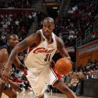 Determination: Cleveland Cavaliers forward Jawad Williams has been a productive backup for the NBA\'s best team in 2009-10, two years after playing for the JBL\'s Rera Kamuy Hokkaido. | NBAE/GETTY IMAGES