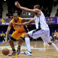 On the rise: Former Tokyo Apache forward Jeremy Tyler (8) has improved his stock for the upcoming NBA Draft during individual workouts with several teams in the past month. Several experts now project him as a first-round pick. | YOSHIAKI MIURA PHOTO