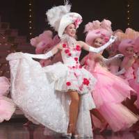 Pretty in pink: Star Troupe\'s top musemeyaku (female-part actress),  leading the ladies. | KANSHI H. SATO