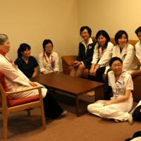 Caring, sharing: Female doctors gather in a new salon set up at Fujita Health University Hospital in Toyoake, Aichi Prefecture, to encourage those with children to continue their career. Aichi tries to hang on to female doctors