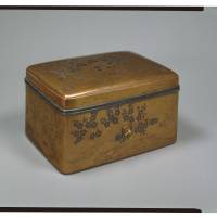 Accessory box with maki-e lacquer plum blossoms design, National Treasure. (13TH CENTURY) | MISHIMA TAISHA, SHIZUOKA