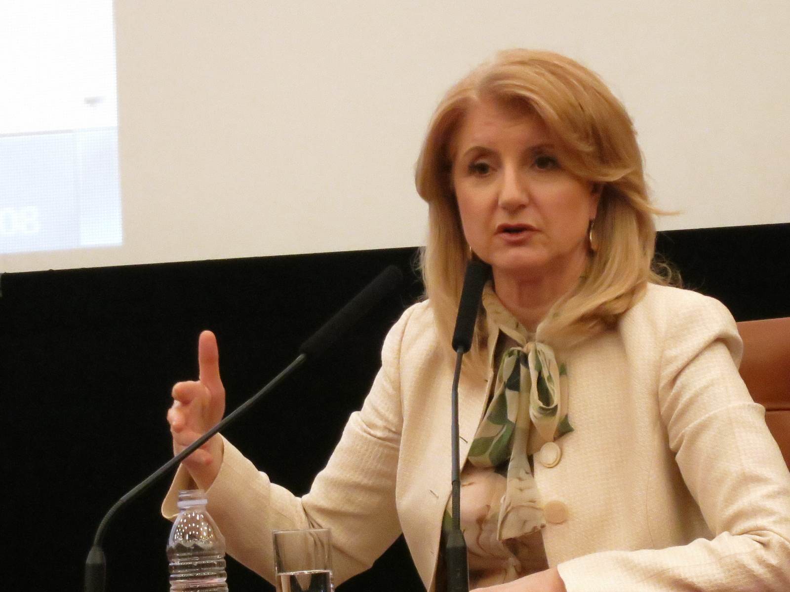 Internet mogul: Arianna Huffington, president and editor-in-chief of the Huffington Post Media Group, holds a news conference at the Japan National Press Club in Tokyo on Wednesday. | KAZUAKI NAGATA