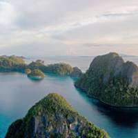 Saved waters: Wayag lagoon on Raja Ampat is the site of a marine protected area declared by the Indonesian government in May 2007. | &#169; C.I. / PHOTOS BY STERLING ZUMBRUNN