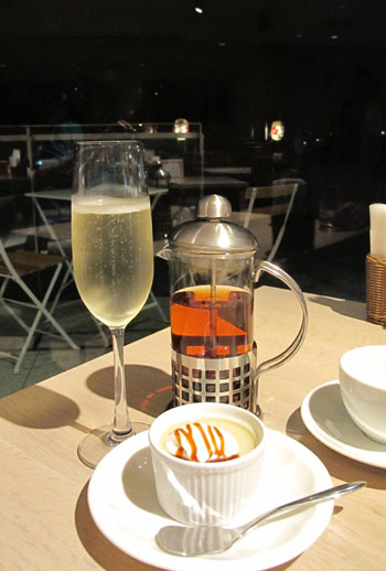 Rouge Teatime treats: Cava, Darjeeling tea and matcha purin at Akagi Cafe.