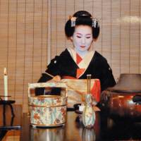 Memory lanes: Old friend Manami when she was a Gion geisha. | LESLEY DOWNER PHOTO