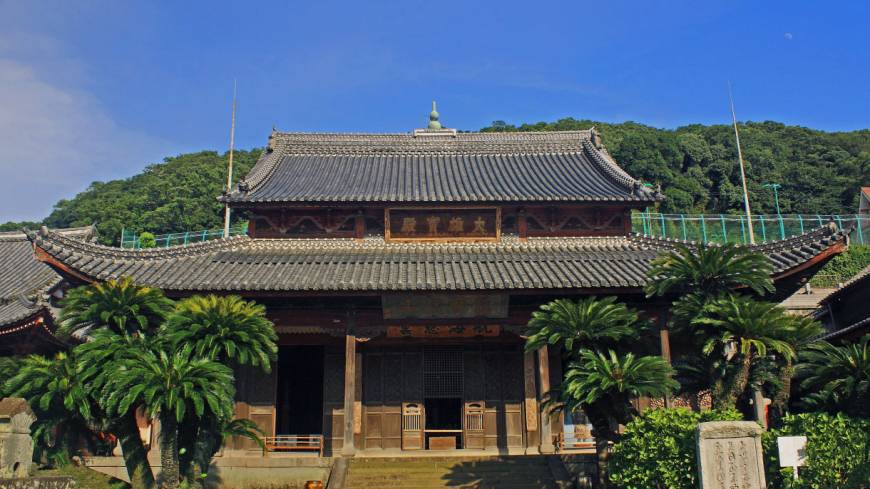 China town: The Chinese-style main hall of Kofukuji, the earliest Chinese temple in Nagasaki. | ALON ADIKA