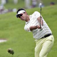Another day at the office: Hideki Matsuyama finishes with two-birdies in a two-bogey round that left him at 5-under-par 139 in the Japan Golf Tour Championship in Kasama, Ibaraki Prefecture. | KYODO