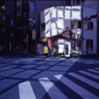 Only moments: Yutaka Takanashi\'s \"Ikebukuro, Jan 2006\" (2006) and \"Nijubashi Subway Station, Chiyoda-ku\" (1983; below) | NOBUYOSHI ARAKI