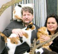 David Wybenga and his wife, Susan Roberts, are the founders of Japan Cat Network. Stray cats captivated by couple's efforts to help