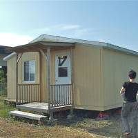 Trailer house: A mobile home, like this one in Ibaraki Prefecture, may be very basic in terms of design, but it does have the advantage of offering property-tax-free living. | PHILIP BRASOR