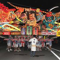 Nebuta neon: \"Tametomo\'s Ferocity Drives Away the Smallpox Demon,\" a float by Renmei Kitamura and based on a print by Yoshitoshi Tsukioka, won the Mayor\'s Award at last year\'s festival. | AOMORI TOURISM AND CONVENTION PUBLIC INTEREST INC. ASSOCIATION