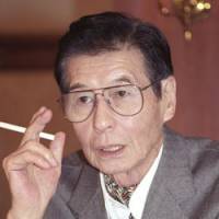 Actor Ryo Ikebe, photographed during a March 1999 interview | KYODO PHOTO