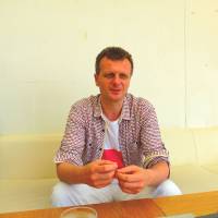 Ready to help: Dariusz Skowronski, a Polish psychologist and therapist, is interviewed in Tokyo in July. | MAGDALENA OSUMI