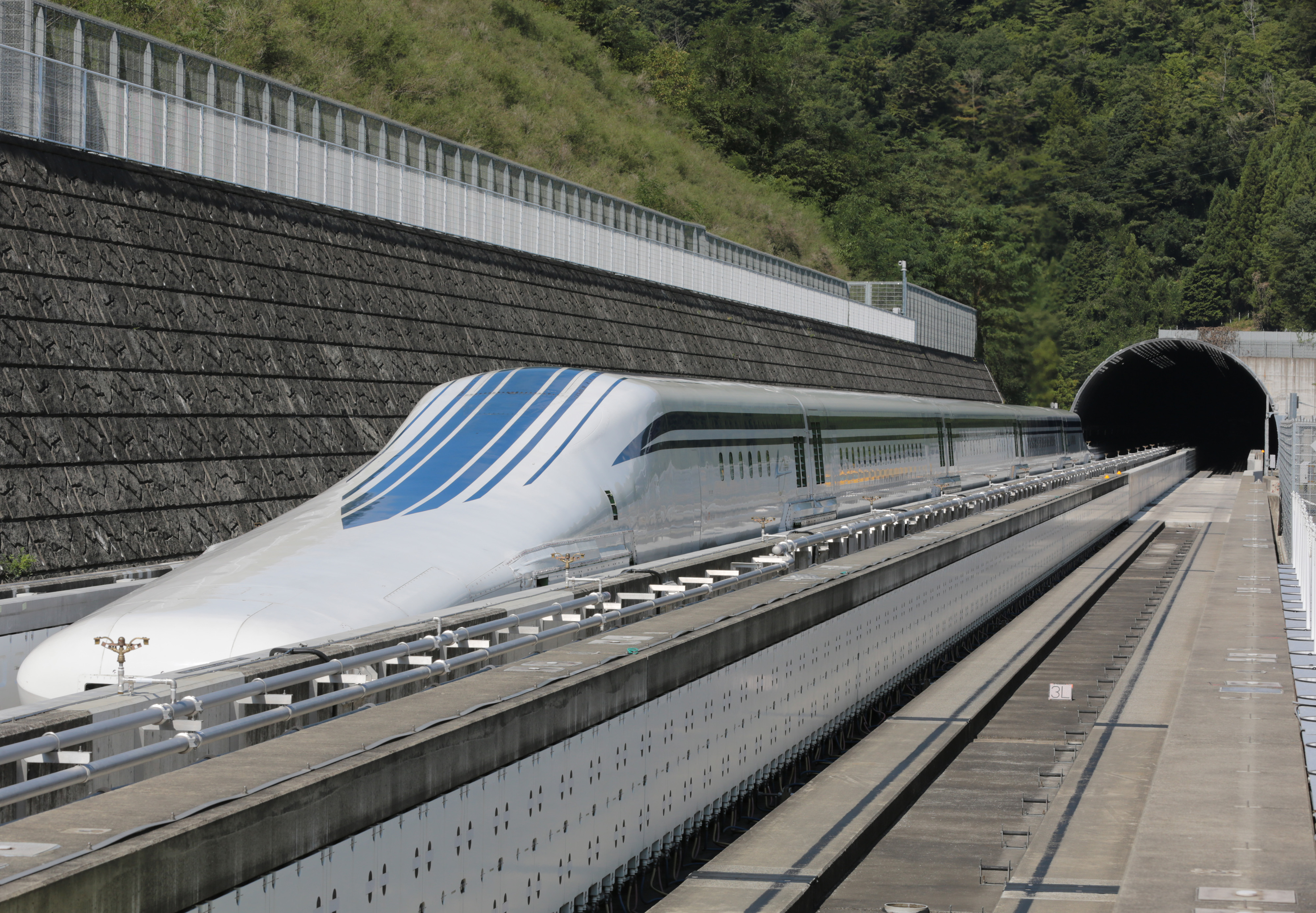 L нулевое. Поезд Маглев Япония. Маглев Синкансэн. Маглев l0, Япония 603 км/ч. Скоростной поезд Маглев.