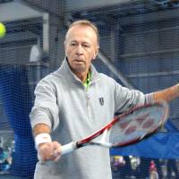 Rodrigo Hernandez has spent close to 30 years at the highly respected Ebara Shonan Sports Center in Fujisawa, Kanagawa Prefecture, where he is head coach. Coach serves up support for Japan's budding tennis stars