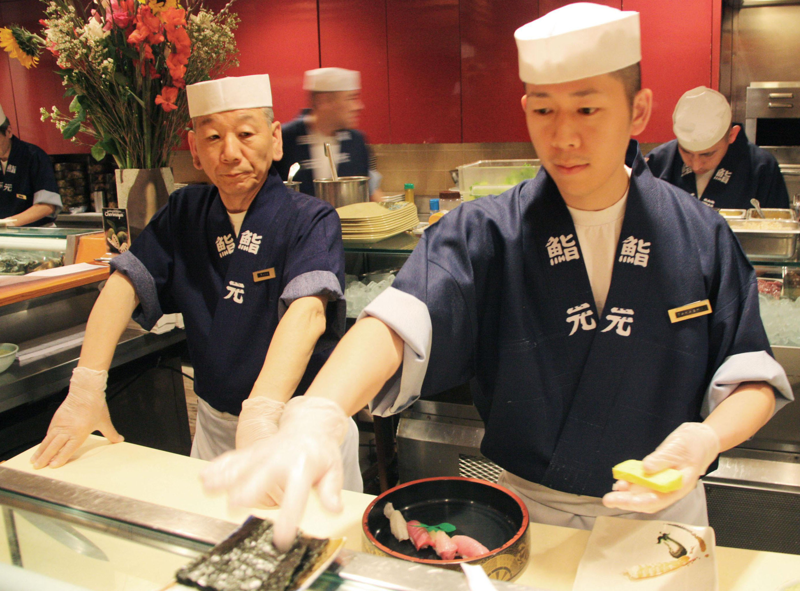 https://www.japantimes.co.jp/wp-content/uploads/2014/02/p3-sushi-a-20140212.jpg