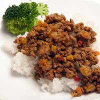 Meat and vegetable curry soboro | MAKIKO ITOH