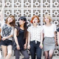 The 10-year itch: Oreskaband (Marie Hayami, Saki Imamura, Taeko \"Tae\" Fukuda, Naoko \"iCas\" Yoshioka, Hitomi \"Tomi\" Kawamoto and Mio \"Morico\" Omori) celebrated 10 years of ska and rock with an album and a tour that comes to Tokyo on Friday. | JJ O\'DONOGHUE