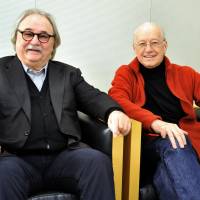 Enthroned: \"Lady Bess\" creators Sylvester Levay (left) and Michael Kunze in Tokyo in February. | YOSHIAKI MIURA