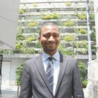 Sako Lancine, “Ambassador of Goodwill,” 32 (Ivorian) World Cup video views from Tokyo: Cote d'Ivoire, Greece and Algeria