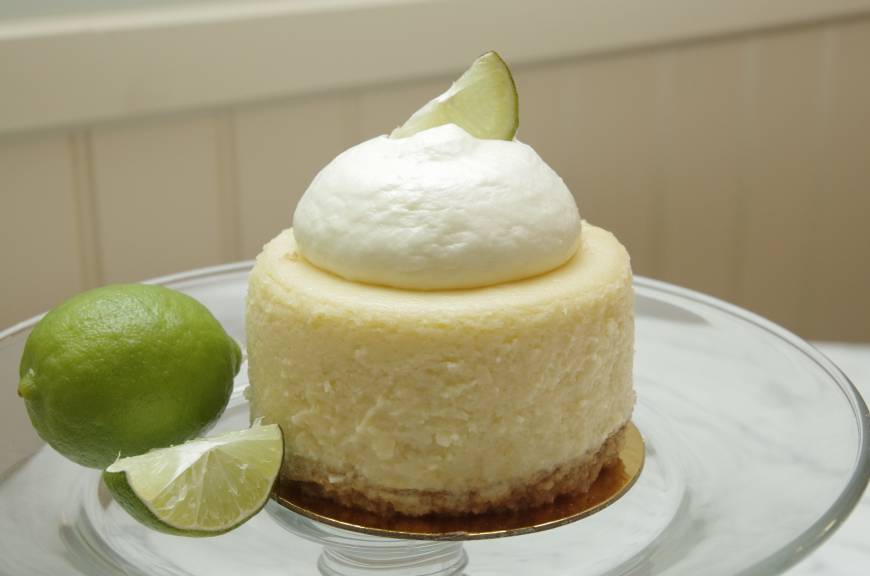 Cupcakes and other treats make Magnolia Bakery worth lining up for