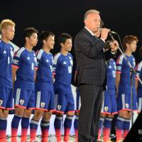 Talking soccer: Zakku kantoku (Coach [Alberto] Zaccheroni) and his Samurai Blue, aka Zakku Japan the Japanese national men\'s soccer team. | AFP-JIJI