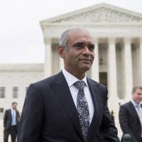Chet Kanojia, chief executive officer of Aereo Inc., leaves the U.S. Supreme Court in Washington on Tuesday. | BLOOMBERG