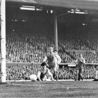 Defining moment: Real Madrid’s Alfredo Di Stefano (right) scores against Eintracht Frankfurt in the European Champions Cup final on May 18, 1960, at Glasgow’s Hampden Park. Di Stefano helped lead Real Madrid to five straight European Cup titles. Soccer legend Di Stefano passes away at 88