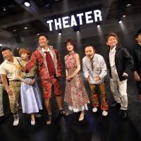 On cue: The cast of Kunio\'s Q1 \"Hamlet\" perform in the work\'s face-the-audience style. | TOSHIHIRO SHIMIZU