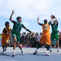 Heat it up: Dime.exe\'s Masayuki Kabaya takes a shot during the 3x3 Premier.exe league\'s opening round on Saturday. | KAZ NAGATSUKA