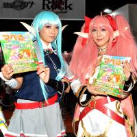 On site: The Tokyo Game Show opens to the public at the Makuhari Messe convention center in Chiba this weekend and sees a record number of game developers taking part. Favorite characters are set to come to life and fans will get the chance to try out new titles on the game floor. | YOSHIAKI MIURA