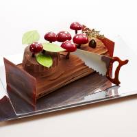 The Ritz-Carlton, Tokyo Buche de Noel (&#165;30,000) The Ritz-Carlton Cafe &amp; Deli at 03-6434-8711 Reservations accepted until Dec. 18. | BLOOMBERG