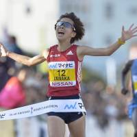 The champion: Tomomi Tanaka finishes first in the Yokohama International Women\'s Marathon on Sunday, completing the race in 2 hours, 26 minutes, 57 seconds. | KYODO