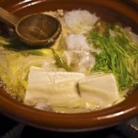 A tasty as you want it to be: The great thing about home-cooked nabe (hot pot) is that the ingredients are up to you &#8212; and it\'s easy to make, too. | MAKIKO ITOH