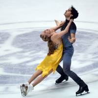 Lean on me: Canada\'s Kaitlyn Weaver and Andrew Poje perform their free dance routine at the NHK Trophy in Osaka on Sunday. | AFP-JIJI