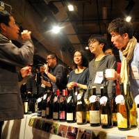 Here\'s to the vine: Wines are readied for sampling at a previous Festivin event. courtesy of festivin | REUTERS