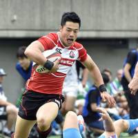 Akihito Yamada goes on the attack during Japan\'s 26-23 win over Italy in June. | KYODO