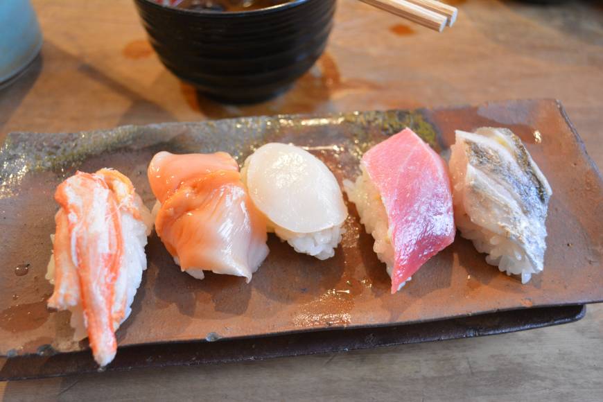 Endo’s A cut above: A sushi course at Endo's is worth waiting in line for. | J.J. O'DONOGHUE