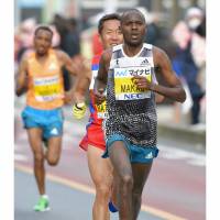 Stamina: Patrick Makau runs in the Fukuoka International Marathon on Sunday. He completed the race in 2 hours, 8 minutes, 22 seconds to place first overall. | KYODO
