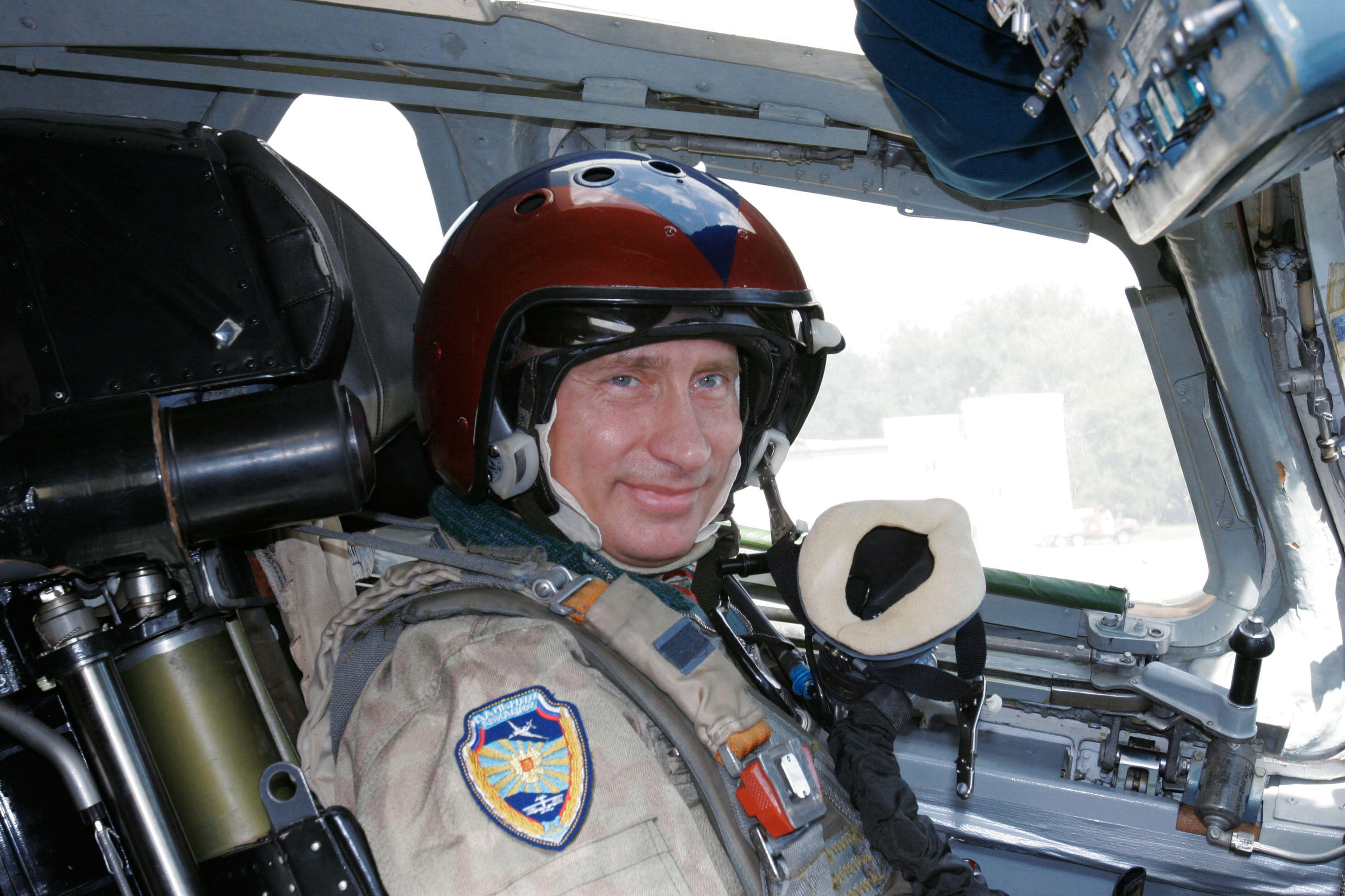 f-putin-defense-a-20150119.jpg