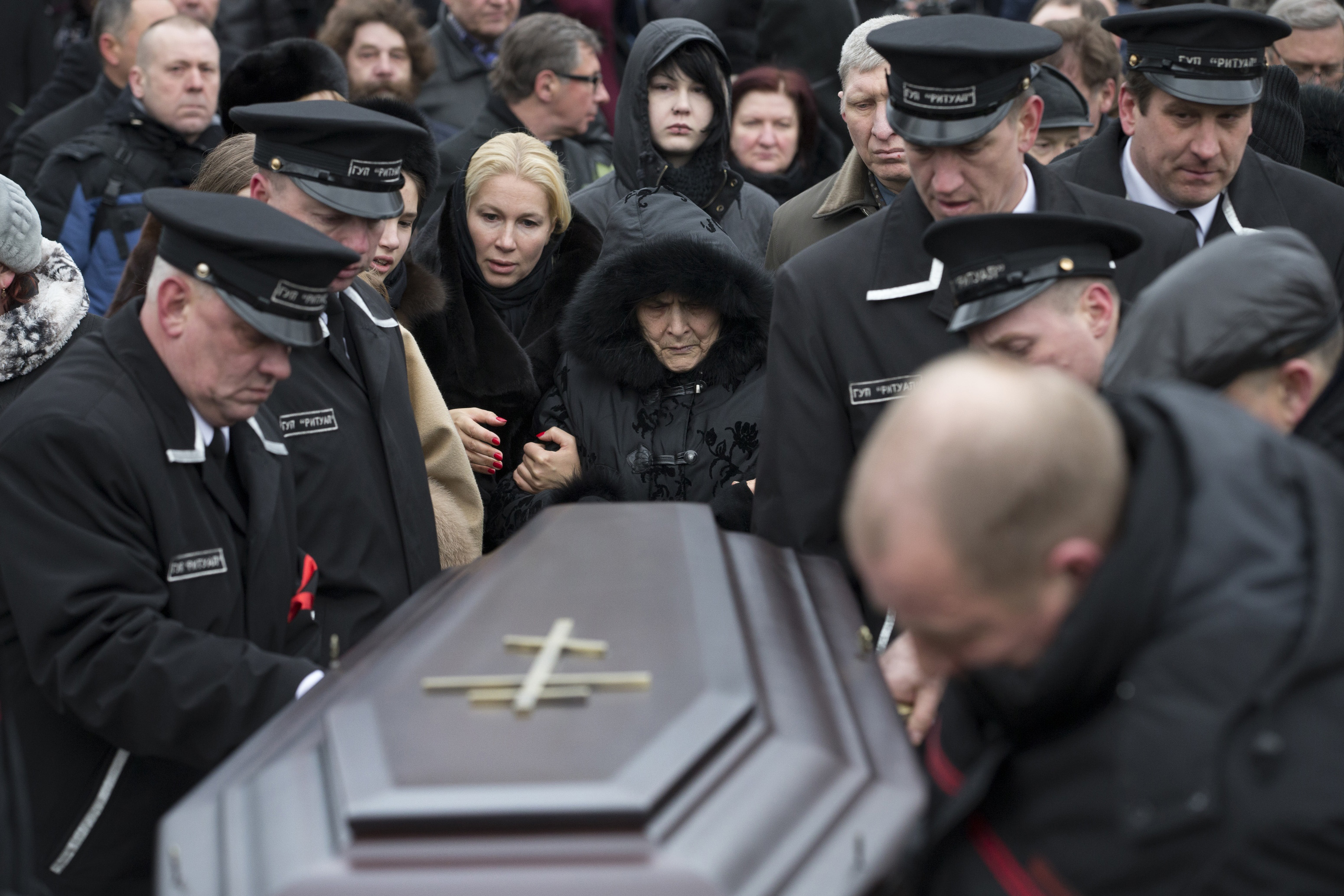 Открывать похоронить. Похороны Бориса Немцова.