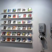 Masaru Aikawa\'s \"CDs\" (2007) | TAKAHIO WADA