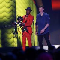Social star: Shawn Mendes (right) at the Kids\' Choice Awards in March. | REUTERS